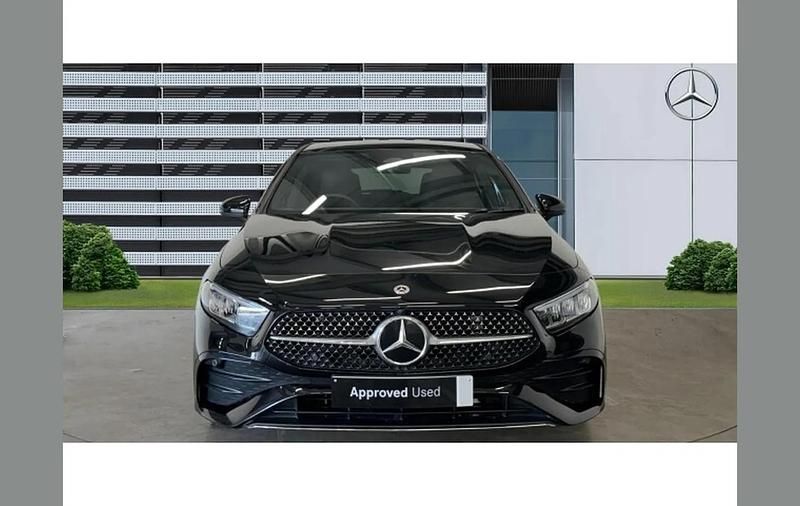 Used Mercedes A200 Executive 161 HP (118 kW) 2024 Black Hatchback
