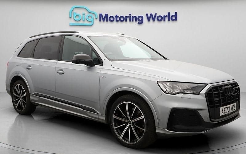 Used 2023 Audi Q7 S-Line SUV | £45,300 (Fair price) - Image 1/4