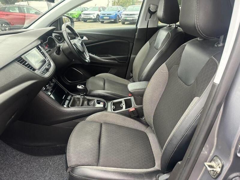 Grey Used 2020 Vauxhall Grandland X SRi SUV | £13,495 (Fair price) - Image 1/2