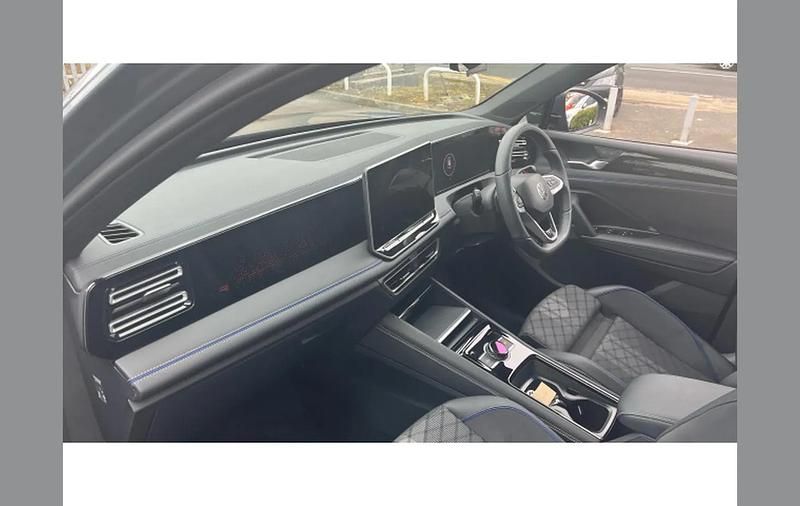 Used VW Tiguan R-line 272 HP (200 kW) 2025 Grey SUV