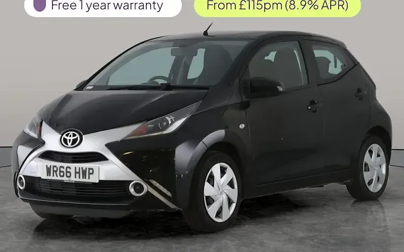 Used Toyota Aygo X-play 69 HP (50 kW) 2018 Hatchback
