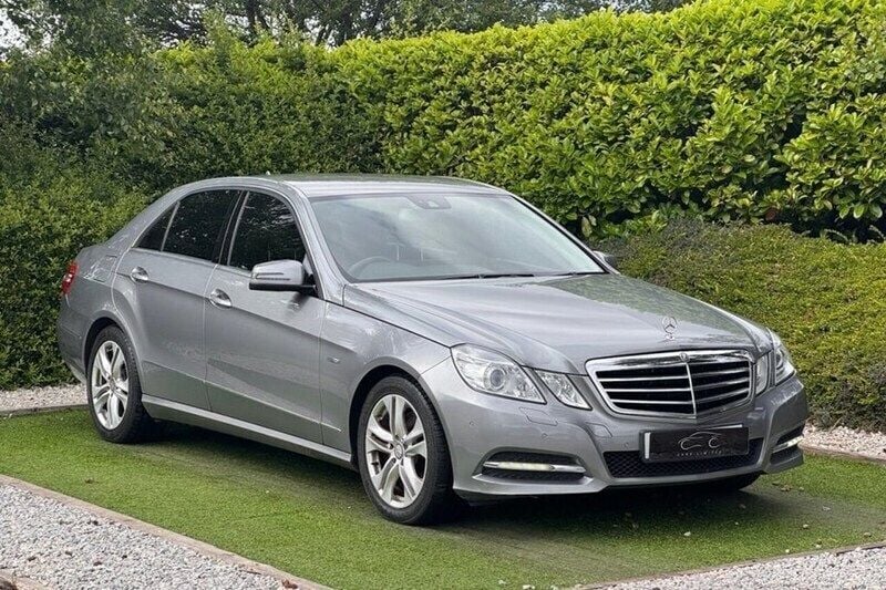 Silver Used 2010 Mercedes E250 Avantgarde Sedan | £3,295 (Fair price) - Image 1/1