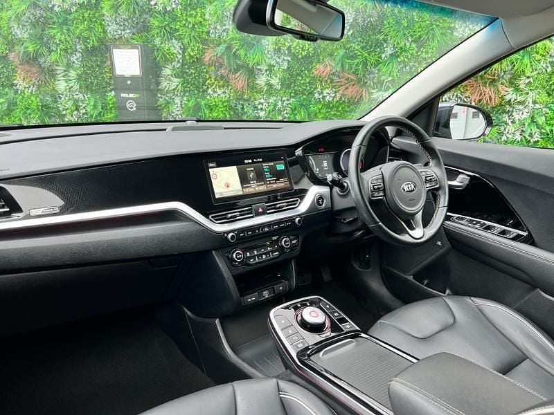 Used Kia e-Niro 150 kW (204 HP) 2020 Gravity blue SUV