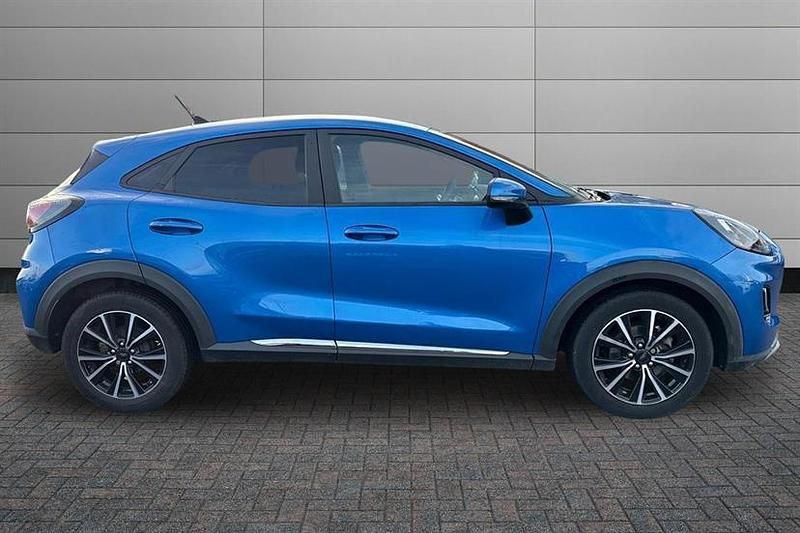 Used Ford Puma Titanium 125 HP (91 kW) 2023 Blue Hatchback