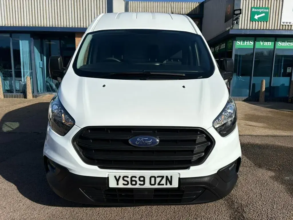 Used Ford Transit Custom S 105 HP (77 kW) 2020 White Van