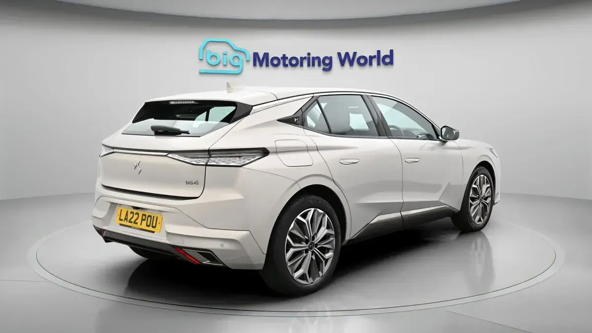 Usado DS Automobiles DS4 Trocadero 131 CV (96 kW) 2022 Blanco SUV