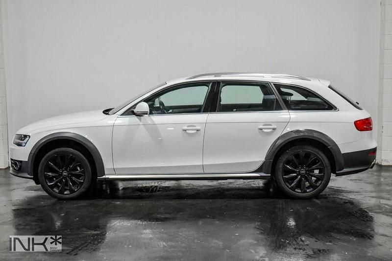 Used Audi A4 Allroad Comfort 177 HP (130 kW) 2014 White Estate