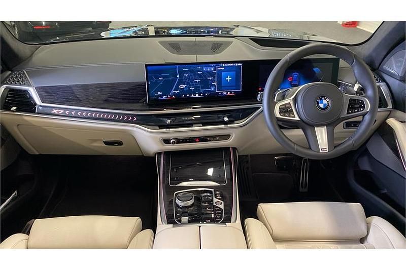 Used BMW X7 M Sport 352 HP (258 kW) 2025 Carbon black SUV