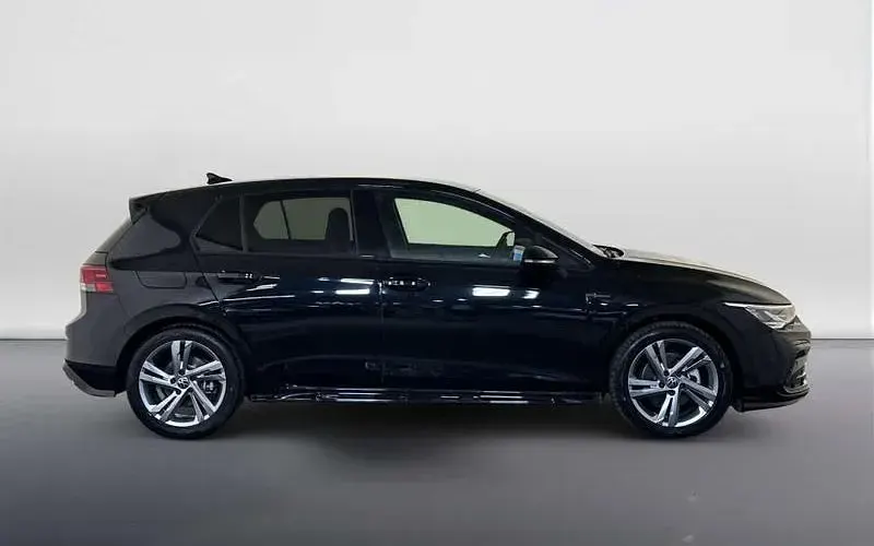 Used VW Golf VIII R-line 150 HP (110 kW) 2024 Black Hatchback
