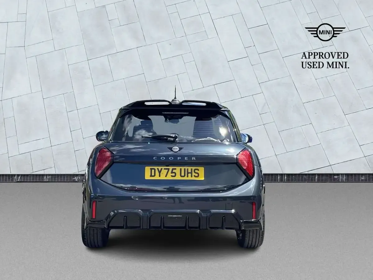 Used Mini Cooper Sport 113 kW (154 HP) 2025 Grey Hatchback