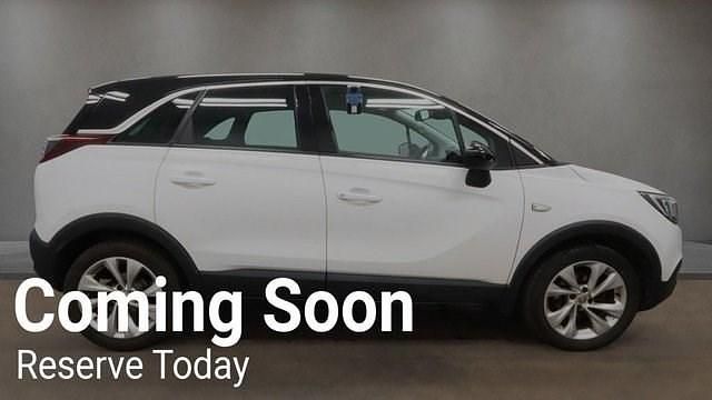 Used Vauxhall Crossland X Business Edition 110 HP (80 kW) 2019 White SUV