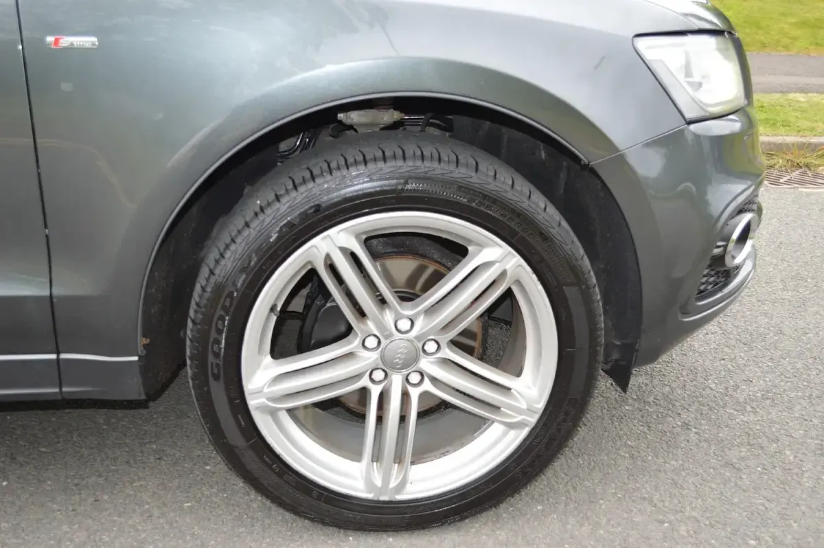 Used Audi Q5 S-line plus 2014 Daytona grey pearl metallic SUV