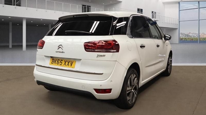 Used Citroën C4 Picasso Exclusive 115 HP (84 kW) 2015 White MPV