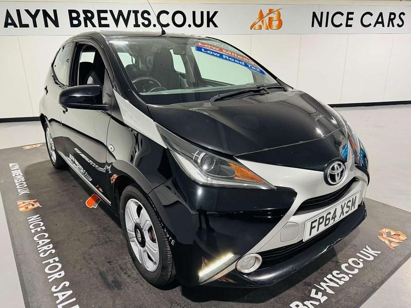 Used Toyota Aygo X-clusiv 2014 Black Hatchback