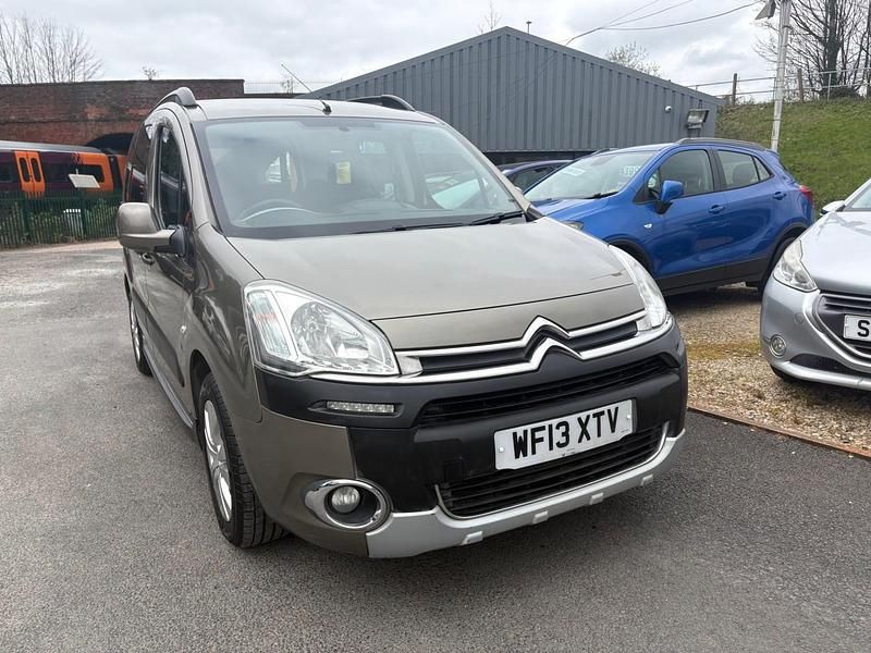 Used Citroën Berlingo XTR 90 HP (66 kW) 2013 Brown MPV