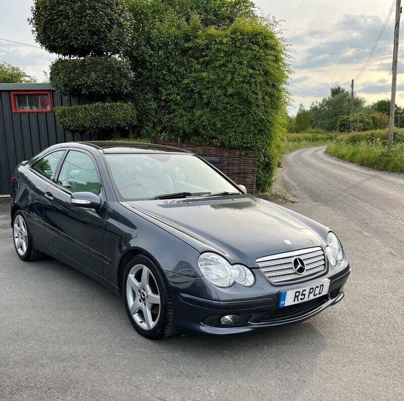 Grey Used 2006 Mercedes C180 SE Coupe | £3,650 (Expensive) - Image 1/4
