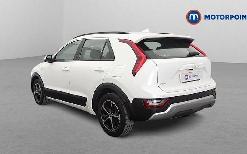 Used Kia Niro 141 HP (103 kW) 2023 White SUV