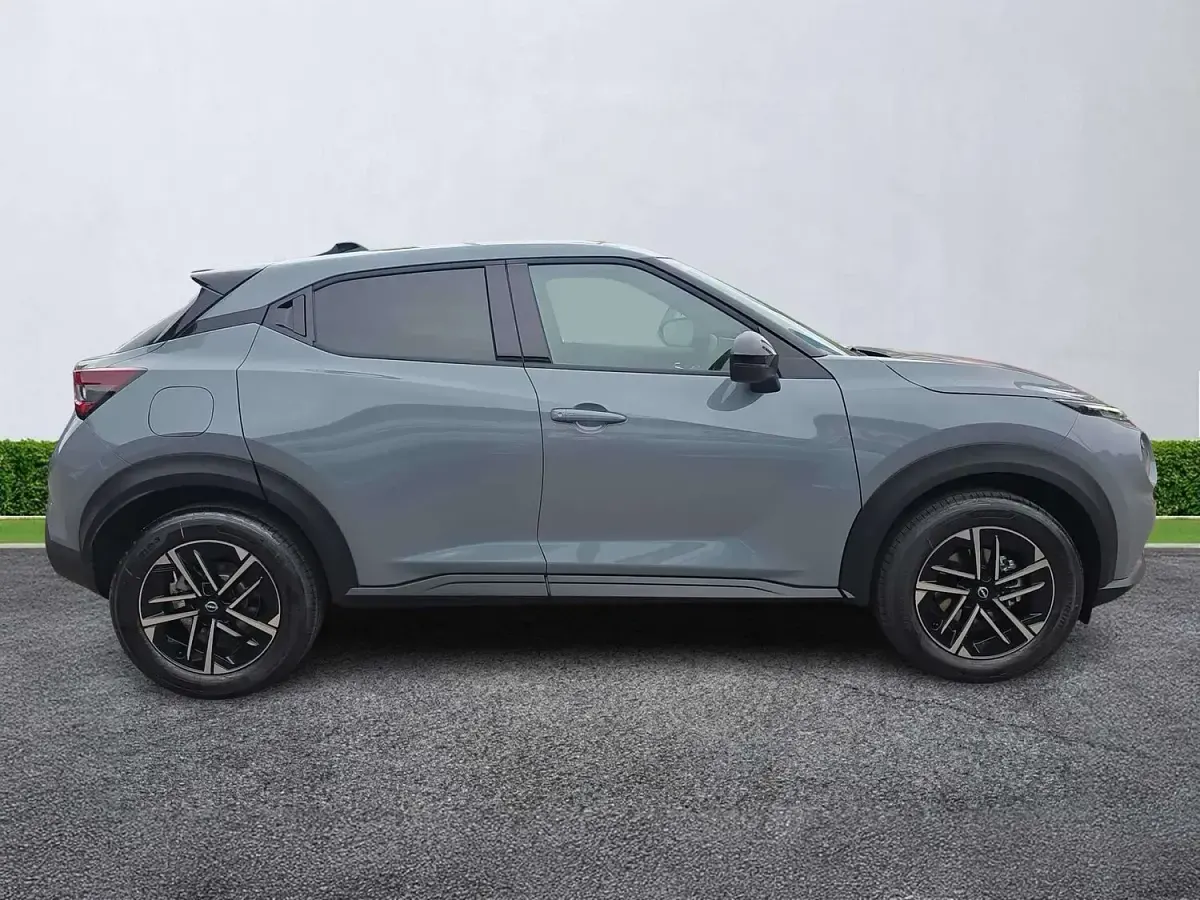 New Nissan Juke N-Connecta 114 HP (83 kW) 2026 Iconic yellow SUV