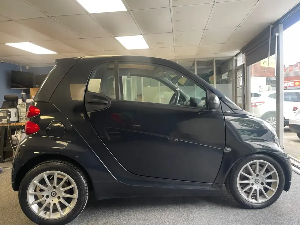 Used Smart ForTwo Coupé Passion 2011 Black Coupe