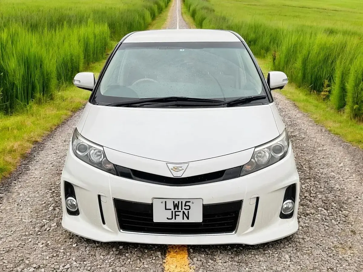Used Toyota Estima 2015 White MPV