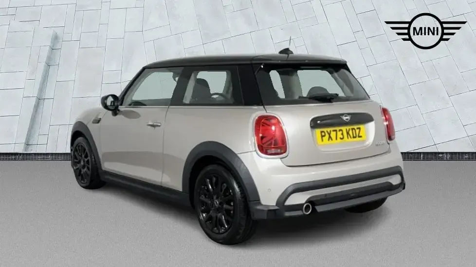 Used Mini Cooper Classic 134 HP (98 kW) 2023 Grey Hatchback