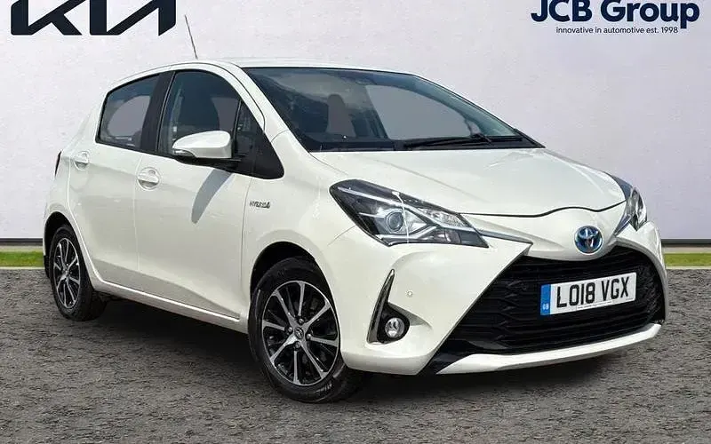 Used Toyota Yaris Hybrid 101 HP (74 kW) 2019 Hatchback