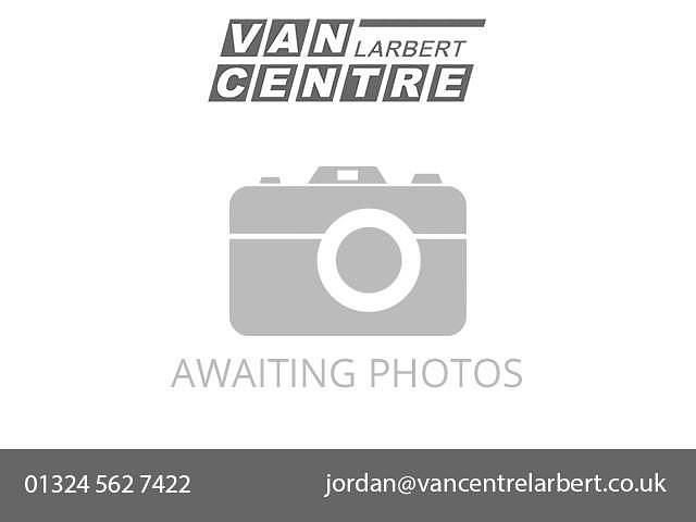 White Used 2021 Renault Kangoo Business MPV | £8,995 (Good price) - Image 1/4