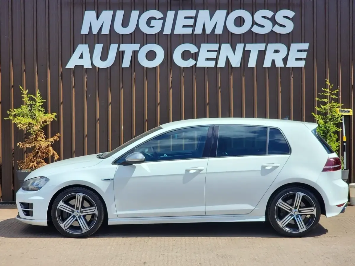Used VW Golf VII R 310 HP (228 kW) 2017 White Hatchback