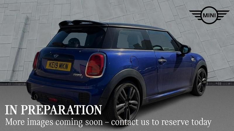 Used Mini Cooper Hatch 136 HP (100 kW) 2019 Blue Hatchback
