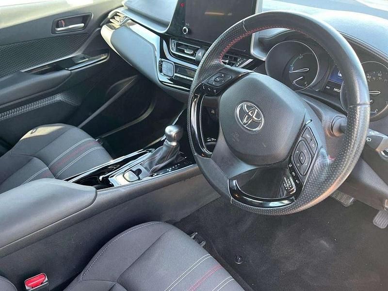 Used Toyota C-HR Sport 120 HP (88 kW) 2022 Other SUV