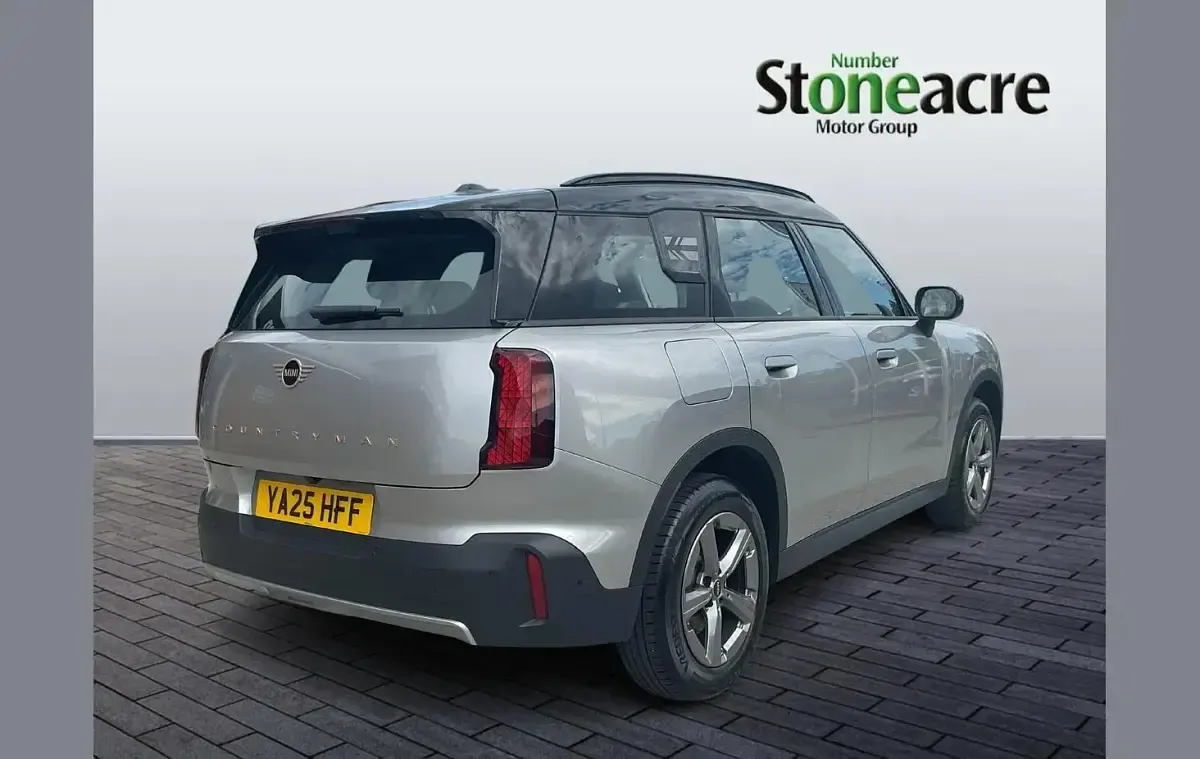 Used Mini Countryman Classic 170 HP (125 kW) 2025 Silver SUV