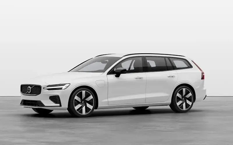 Used Volvo V60 Plus 334 HP (245 kW) 2026 Estate