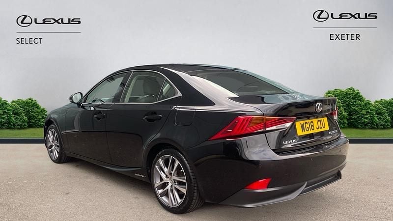Used Lexus IS300h Executive Line 223 HP (164 kW) 2018 Velvet black Sedan