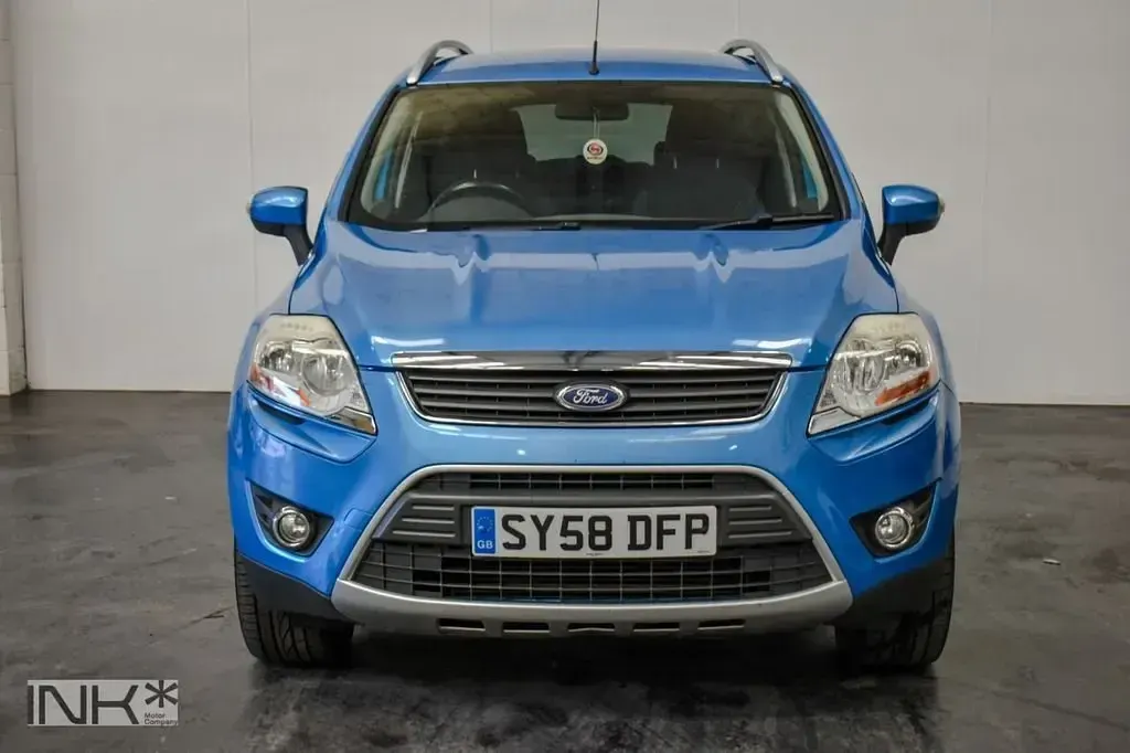Usado Ford Kuga Zetec 136 HP (100 kW) 2009 Azul SUV