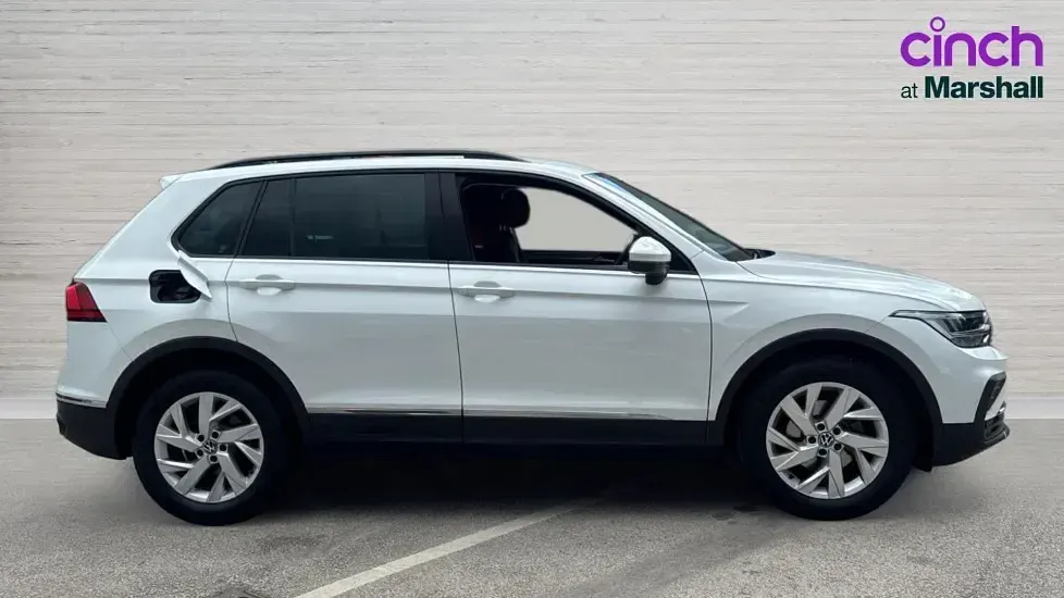 Begagnad VW Tiguan Life 150 HK (110 kW) 2021 Vit SUV