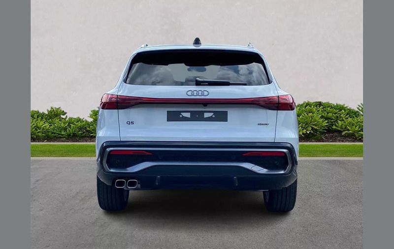Used Audi Q5 S-Line 200 HP (147 kW) 2024 Other SUV