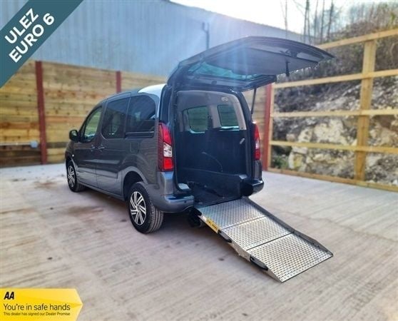 Grey Used 2018 Citroën Berlingo Feel MPV | £8,901 (Good price) - Image 1/1