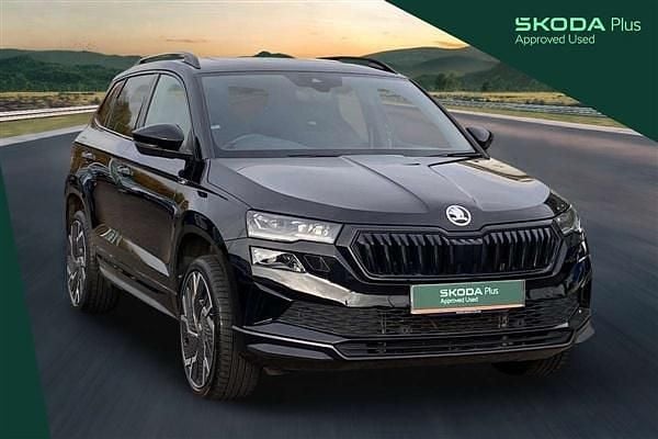 Black magic pearl effect Used 2022 Skoda Karoq SportLine SUV | £24,678 (Fair price) - Image 1/4