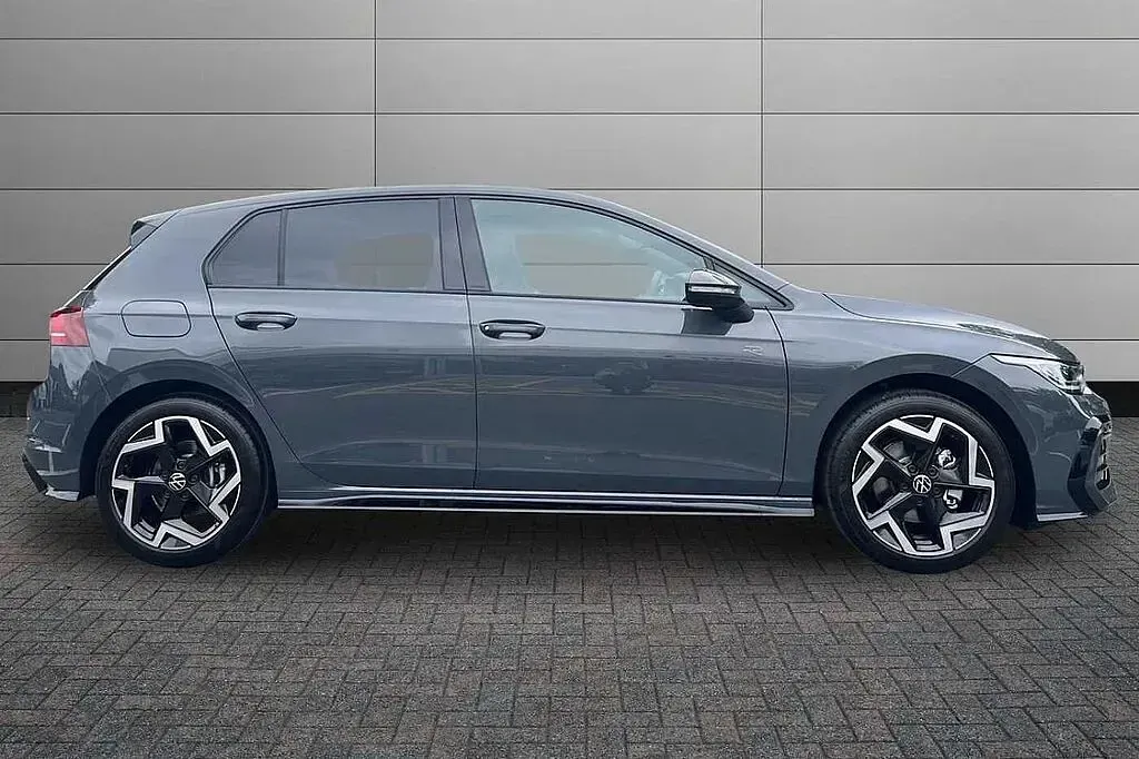 Used VW Golf VIII 150 HP (110 kW) 2026