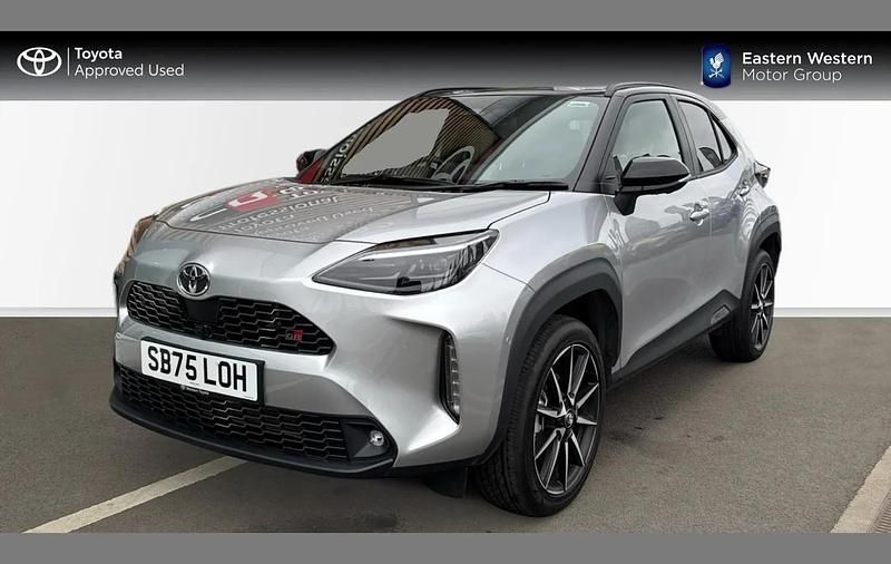 Used Toyota Yaris Cross Sport 128 HP (94 kW) 2025 Silver SUV