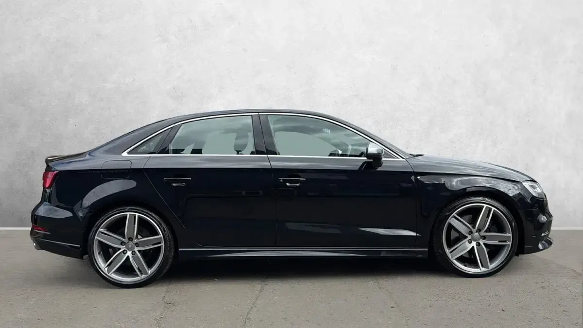 Used Audi S3 Advanced 300 HP (220 kW) 2019 Black Sedan