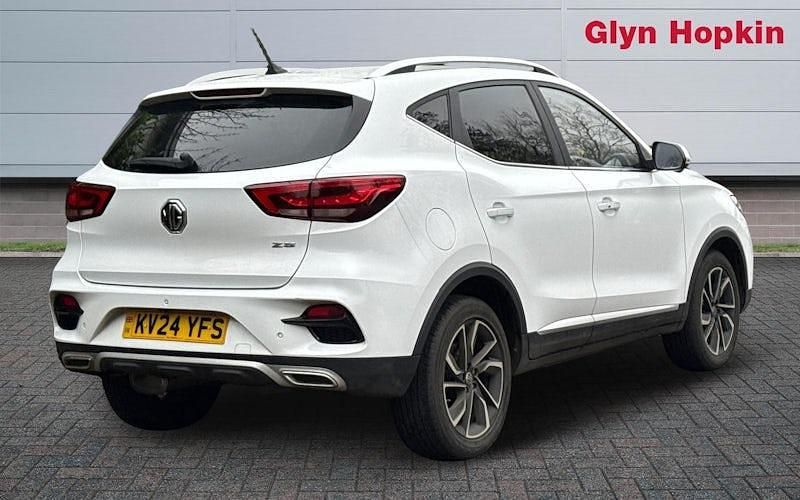 Usado MG ZS Exclusive 111 HP (81 kW) 2024 Branco SUV