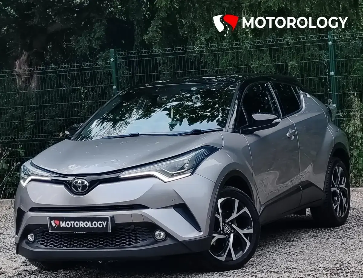 Używany Toyota C-HR 115 KM (84 kW) 2018 Srebrny SUV