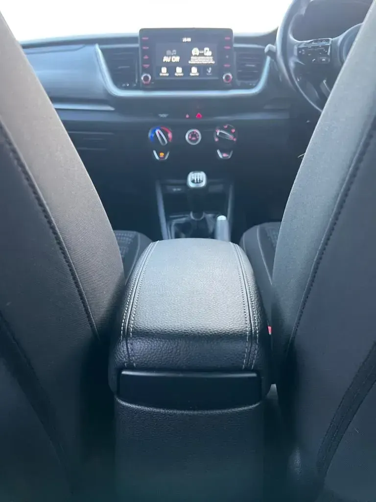 Used Kia Stonic 118 HP (86 kW) 2018 Grey SUV