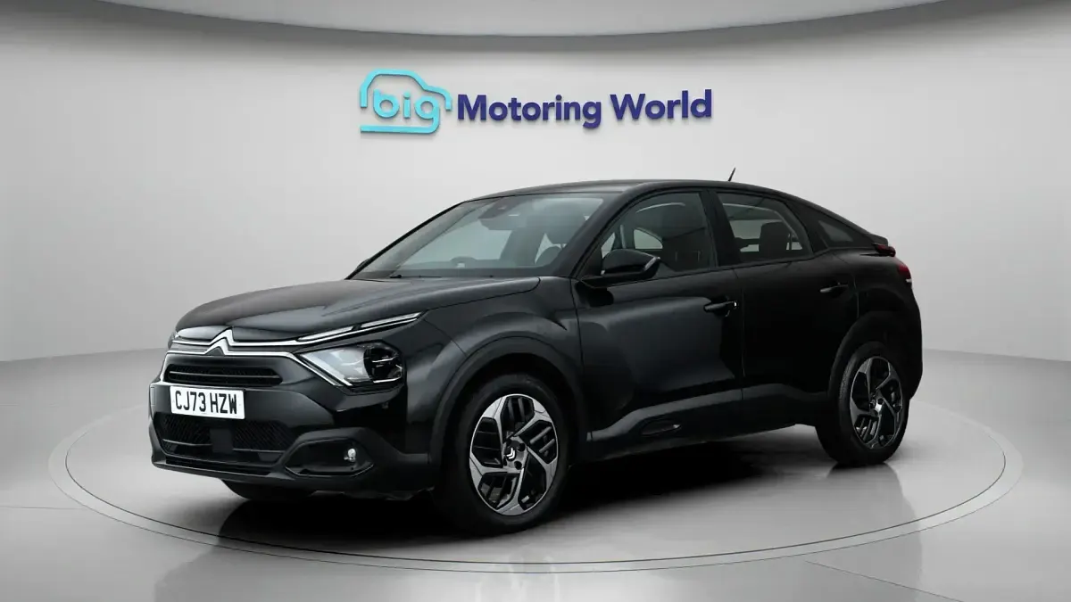 Used Citroën C4 PureTech 101 HP (74 kW) 2023 Black SUV