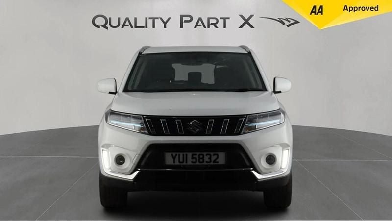 Used Suzuki Vitara SZ-T 129 HP (94 kW) 2022 White Hatchback