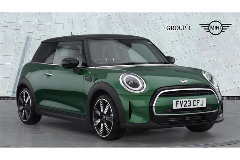 Green Used 2023 Mini Cooper Exclusive Hatchback | £20,495 (Good price) - Image 1/4