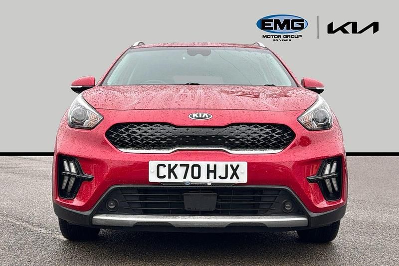 Used Kia Niro 139 HP (102 kW) 2020 Red SUV