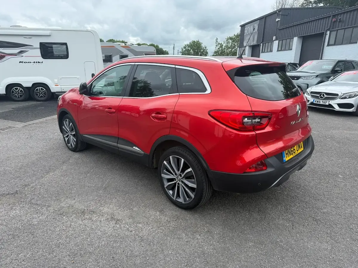 Used Renault Kadjar Signature 110 HP (80 kW) 2016 Red SUV