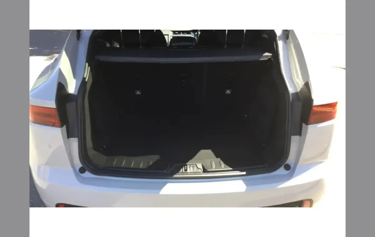 Used Jaguar E-Pace R-Dynamic 249 HP (183 kW) 2018 Grey SUV